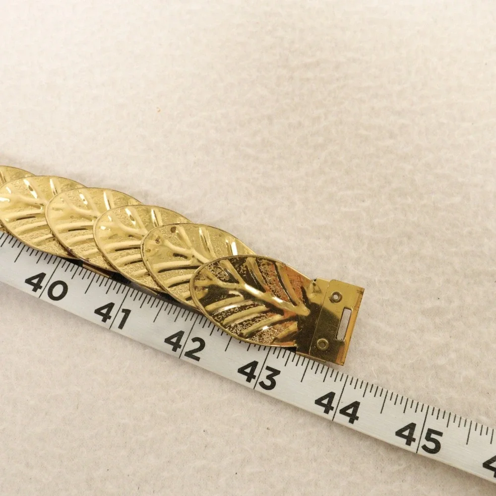 Unbranded vintage belt